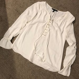 White House Black Market blouse. White. Size 6. GUC.